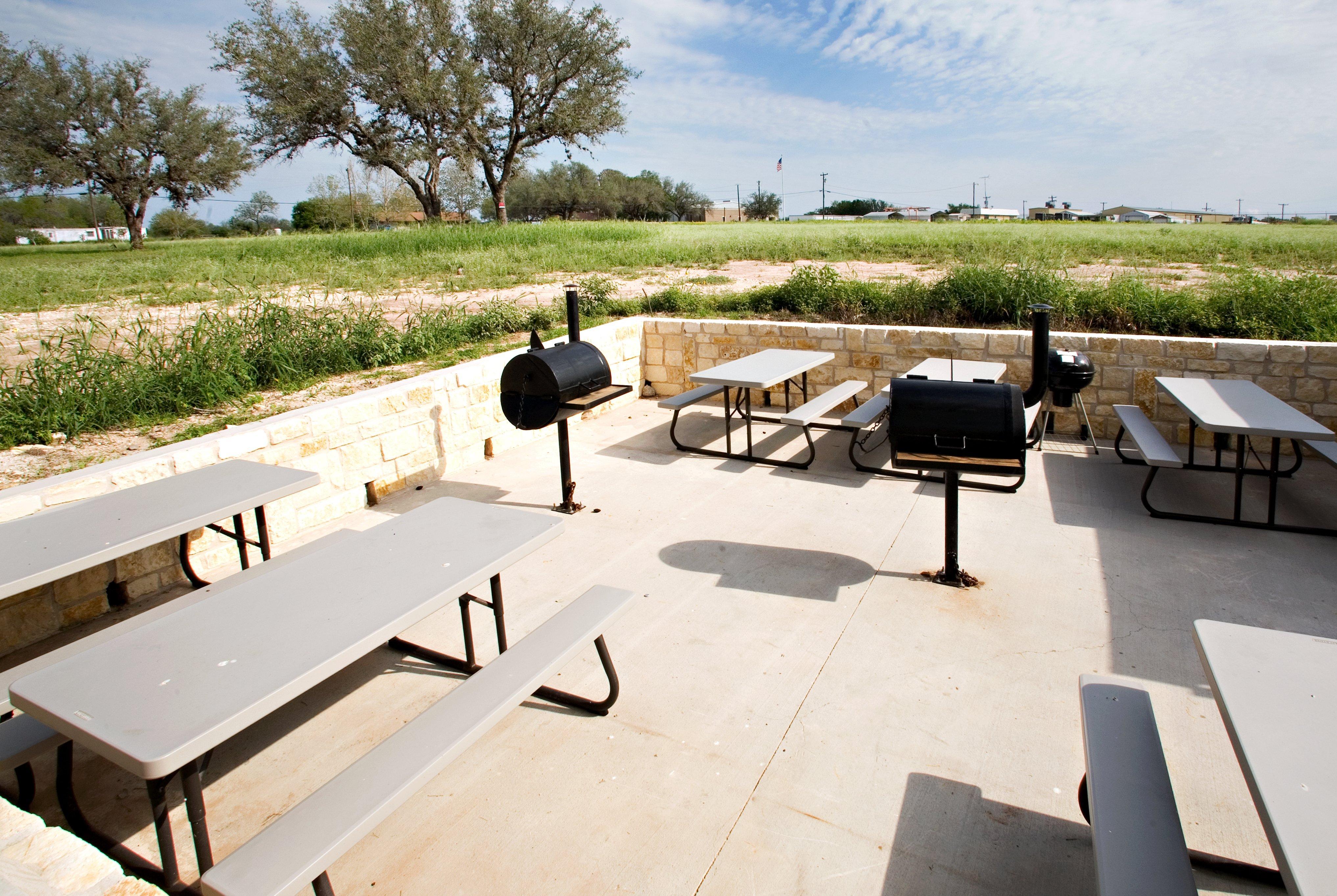 Holiday Inn Express And Suites Beeville By Ihg Exteriér fotografie